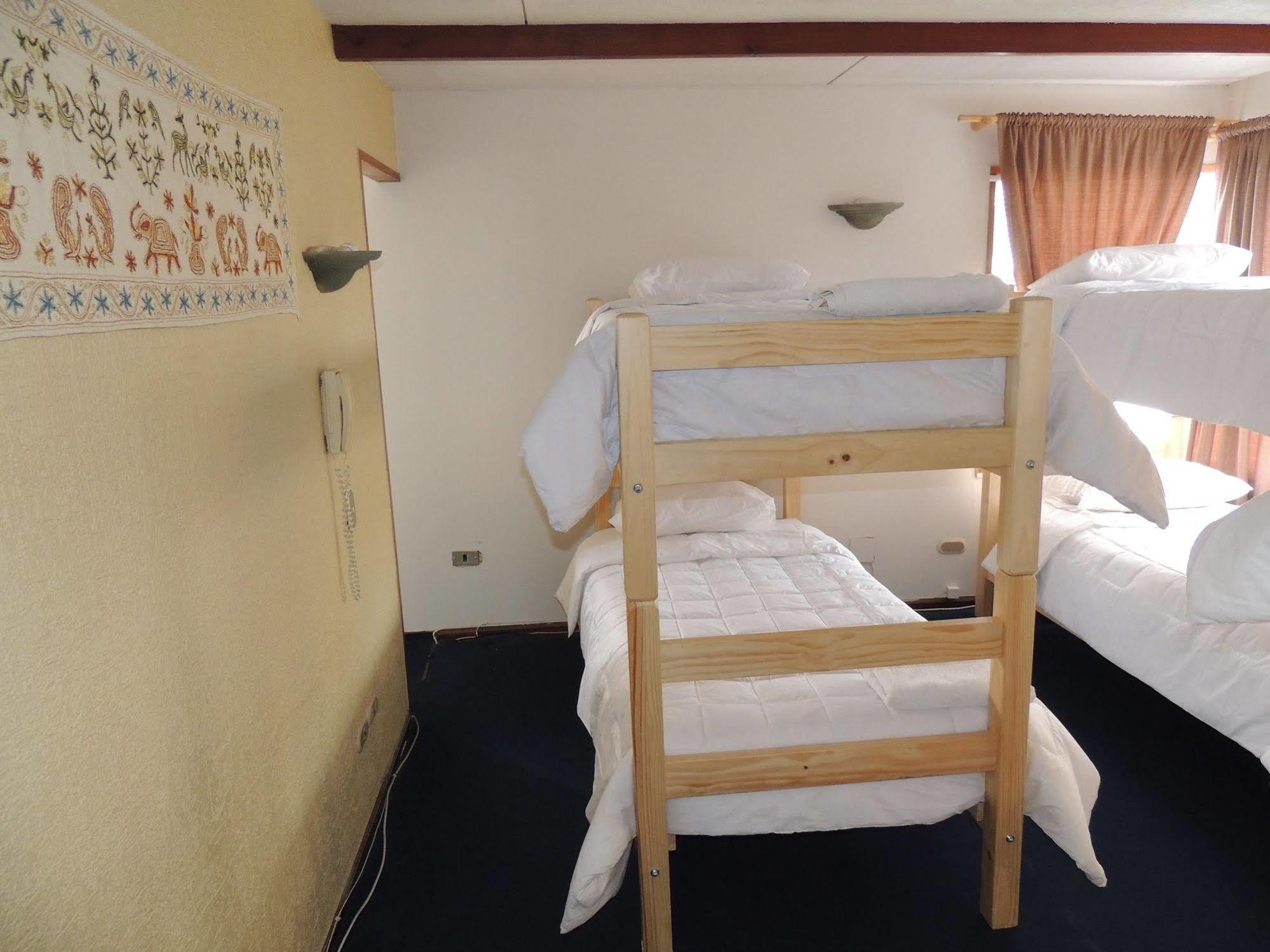 Hostel Jaguar Vina del Mar Esterno foto